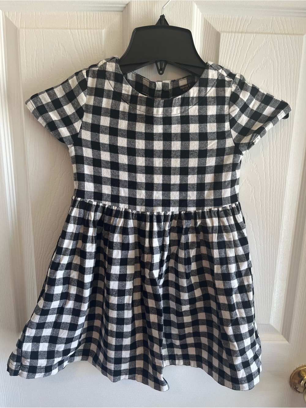 GUC Forever 21 Girls Black & Ivory Gingham Short Sleeve Dress size 5/6